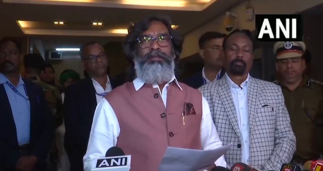 JMM लीडर हेमंत सोरेन ने ली चौथी बार झारखंड के सीएम पद की शपथ 