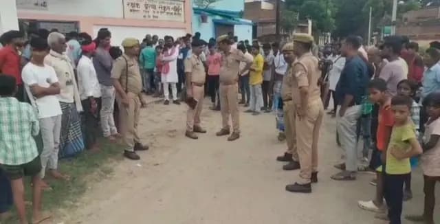 Mirzapur News : चील्ह थाने में तैनात दरोगा ने फांसी लगाकर अपनी जीवनलीला खत्म कर ली 