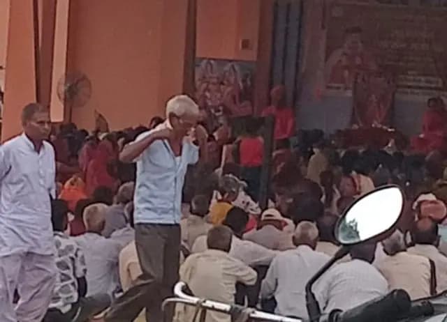 Pilibhit news : सतपाल जी महाराज के शिष्यों के द्वारा सदभावना सत्संग समारोह कार्य हुआ संपन्न 