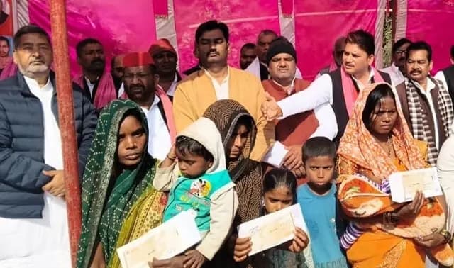 Sonbhadra News : सपा प्रतिनिधिमंडल ने खनन पीड़ित परिवारों से मुलाकात कर दिया बीजेपी को करारा जबाब, प्रभारी मंत्री ने विपक्ष को बताया था नमूना 