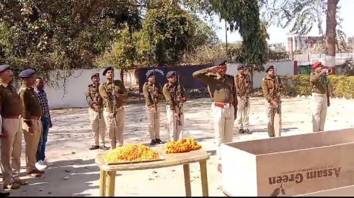 Sonbhadra News : झारखंड नक्सल विरोधी अभियान में तैनात जैप हवलदार का शव डाला पहुंचते ही मचा कोहराम