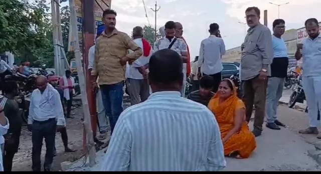 Chandauli Breaking News : चंदौली में भाई ने भाई को मारी गोली, हड़कम्प 