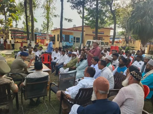 Shahjahanpur news : आगामी त्योंहारों को लेकर पीस कमेटी की मीटिंग हुई सम्पन्न