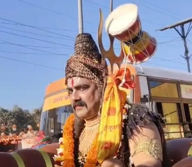 Sonbhadra News : रेनुकूट में धूमधाम से निकली शिव बारात