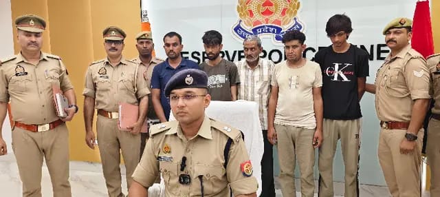 Sonbhadra News : ब्लैकमेलिंग और साइबर उत्पीड़न से युवक को आत्महत्या के लिए किया मजबूर, राजस्थान से 5 आरोपी गिरफ्तार