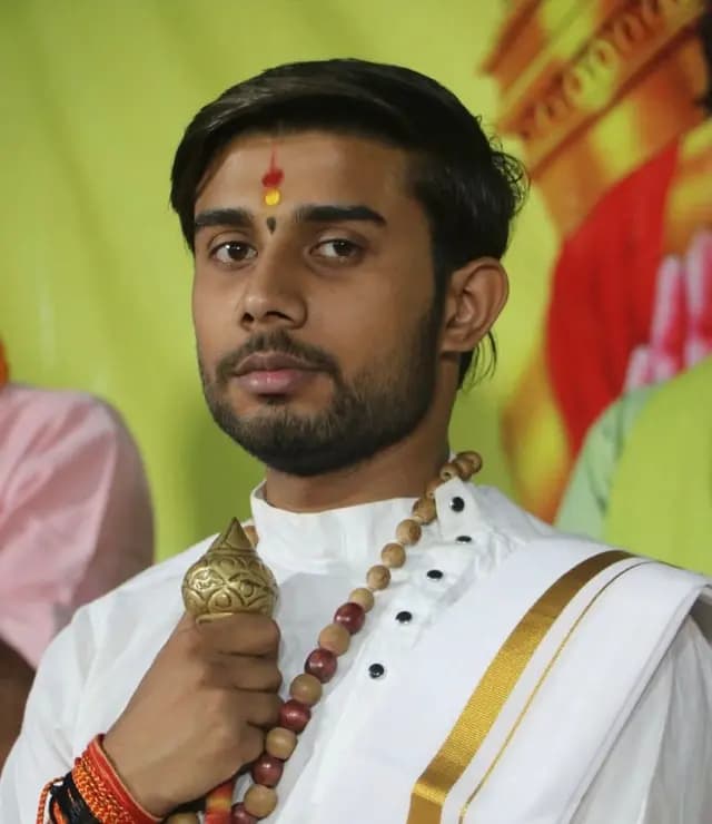 "प्रभु चरित्र सुनिबे को रसिया, रामलखन सीता मन बसिया" की चौपाई पर पाँच दिन तक चलेगा हनुमंत कथा-पं0आदर्श कृष्ण शास्त्री