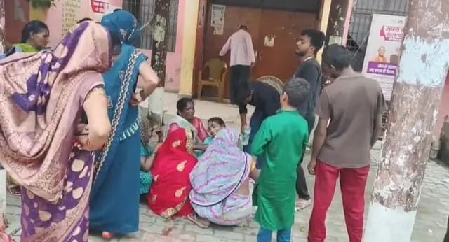 UP News : दो बाइकों की आमने-सामने टक्कर, मामा-भांजे समेत तीन की मौत